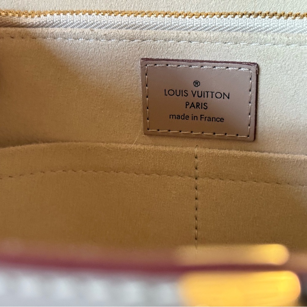 Louis Vuitton Monogram Cuir Plume Very Tote MM Mastic Raisin - Picture 6 of 12